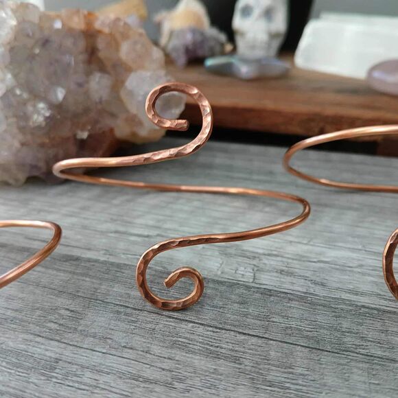 Hammered Copper Wire Cuff Bracelet, One Size, Adjustable, Upcycled Jewelry - Picture 7 of 8